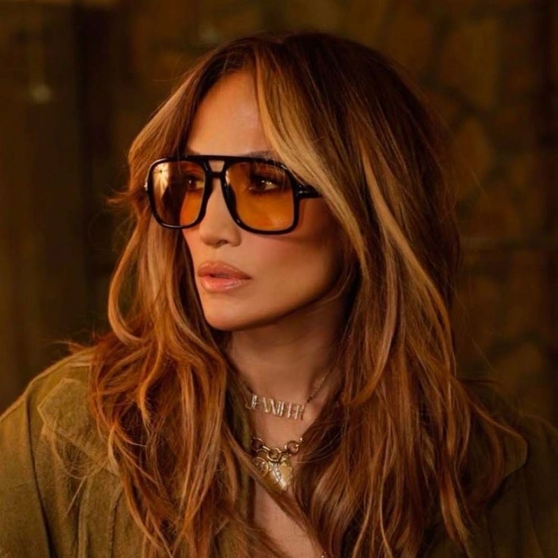 occhiali da sole con lente gialla